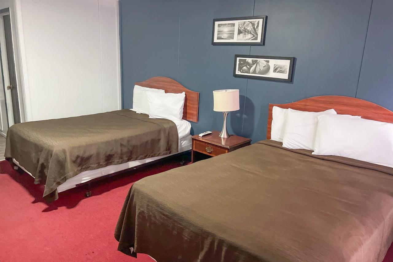 Oyo Hotel Colby, Ks Eksteriør billede
